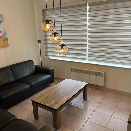 Casa Cj * אוסטנדה